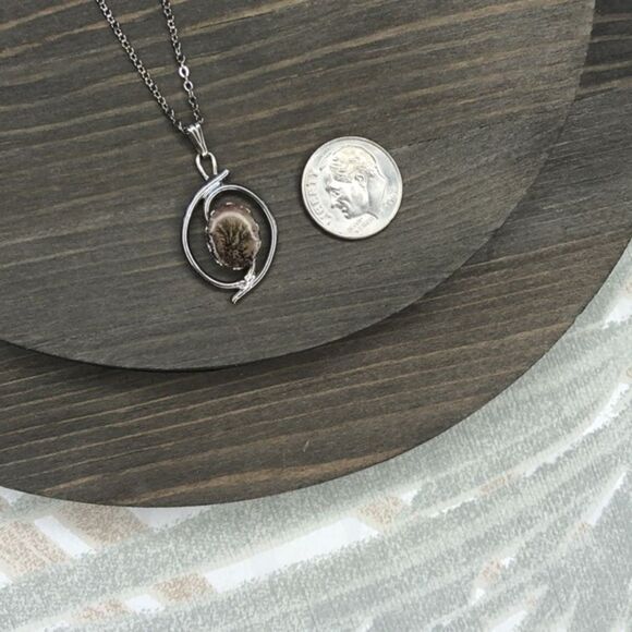 Gorgeous Nature Necklace - Picture 3 of 4